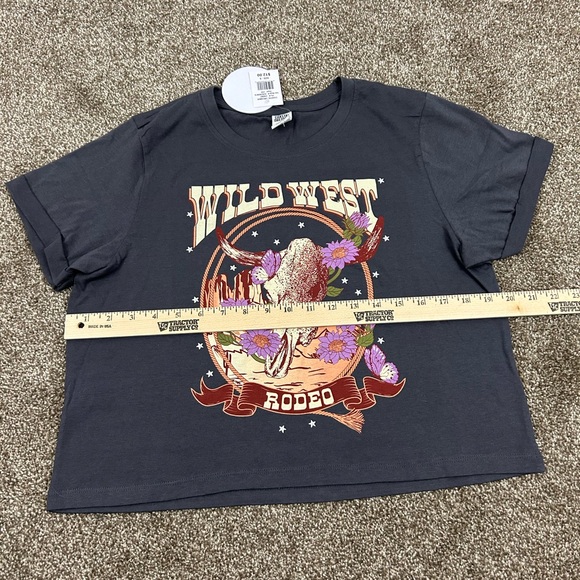NWT Midi Tee Shirt Coastal Dreamer Wild West Rodeo Size S - Picture 4 of 7